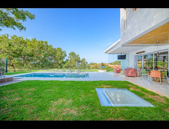 6 BEDROOM FREEHOLD FOR SALE IN BALLITO CENTRAL